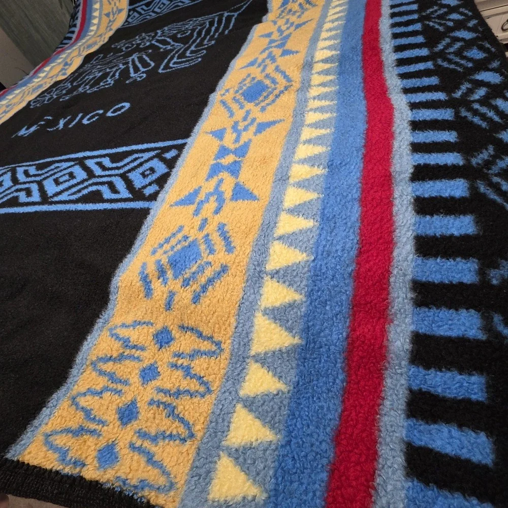 Vintage San Marcos Mexican Cobija Blanket 72x84 Reversible Aztec Mexico Large